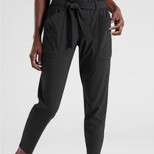 Athleta Skyline tie waist pants black 0